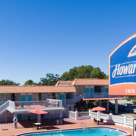 Howard Johnson By Wyndham Clearwater - Dunedin Exterior photo