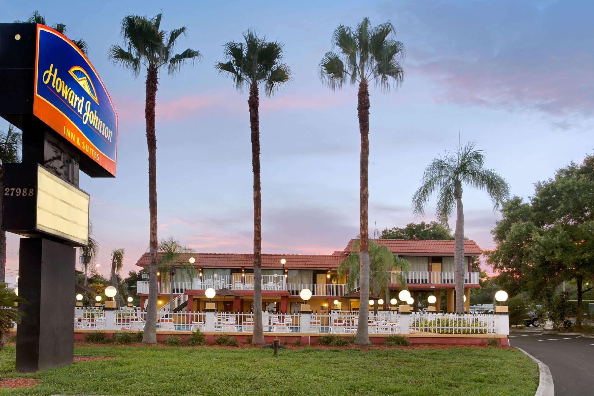 Howard Johnson By Wyndham Clearwater - Dunedin Exterior photo